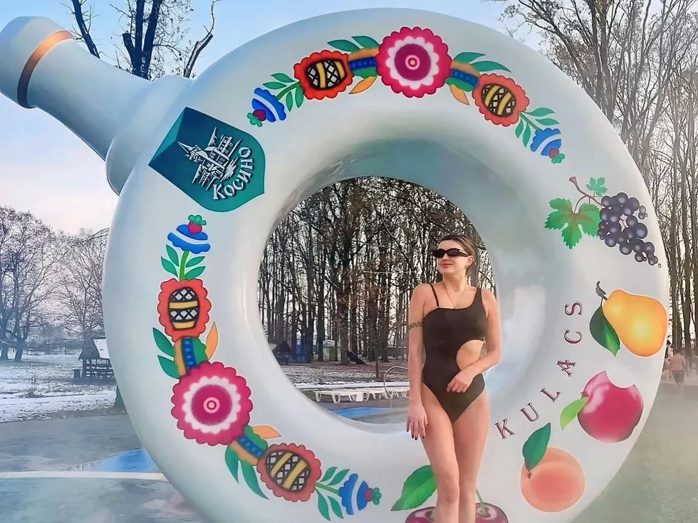 travel program image