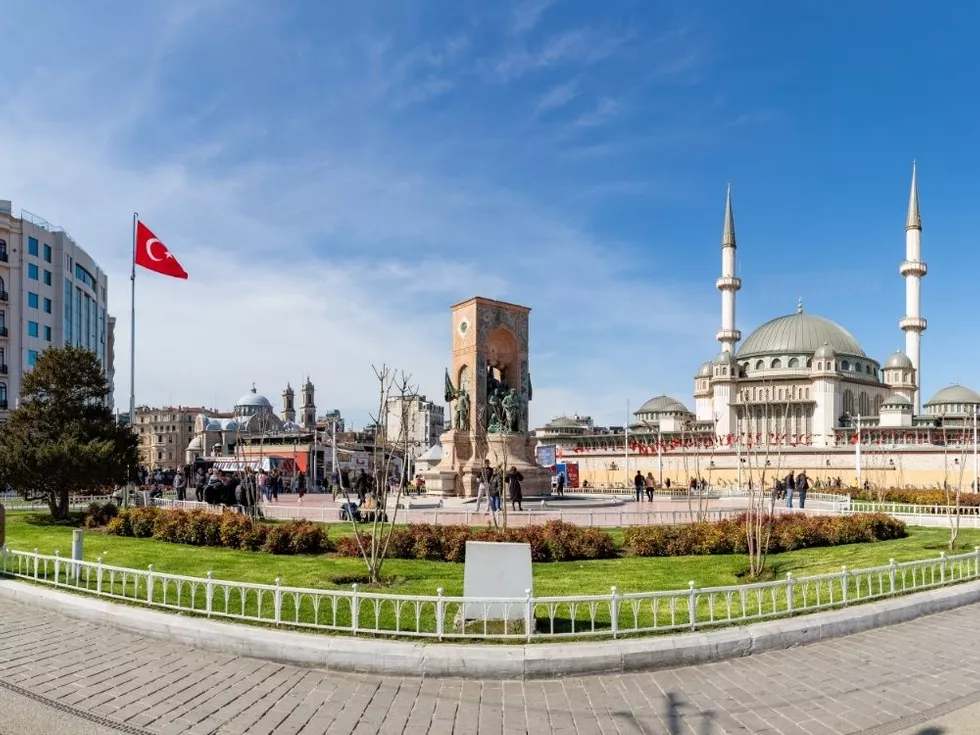 travel program image