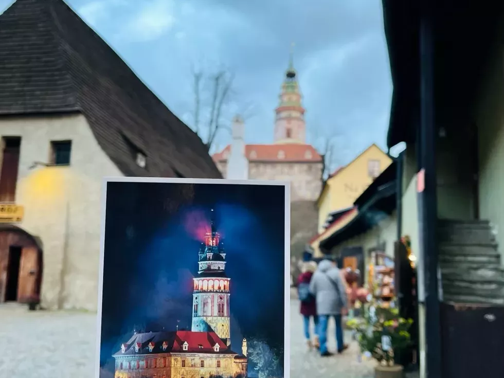 travel program image