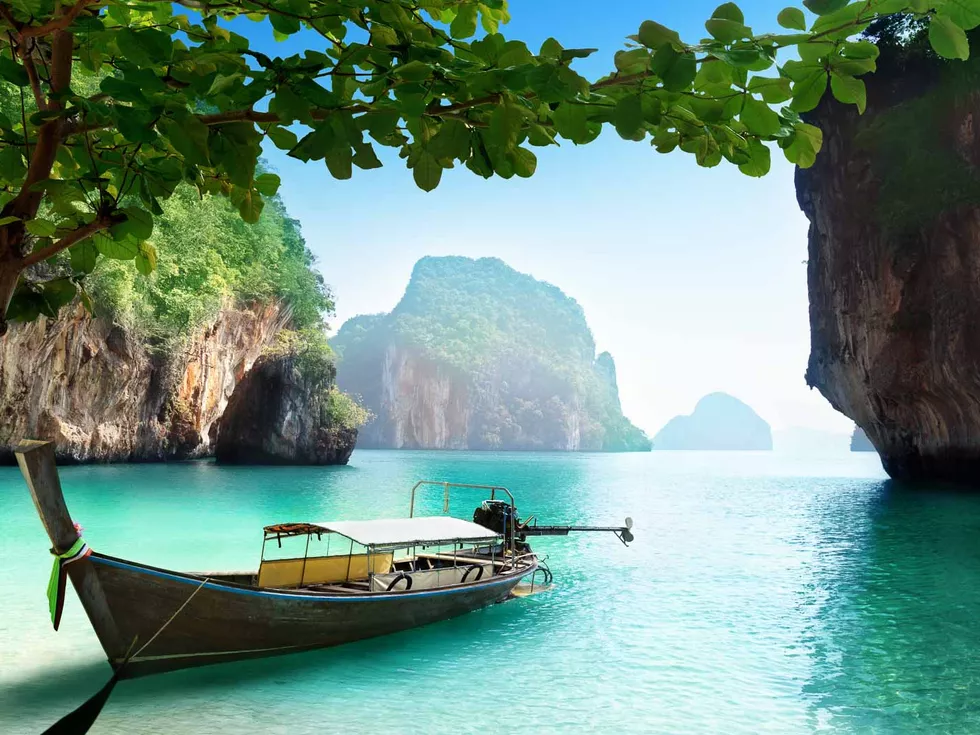 travel program image