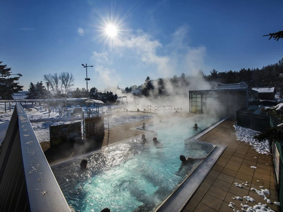 travel program image