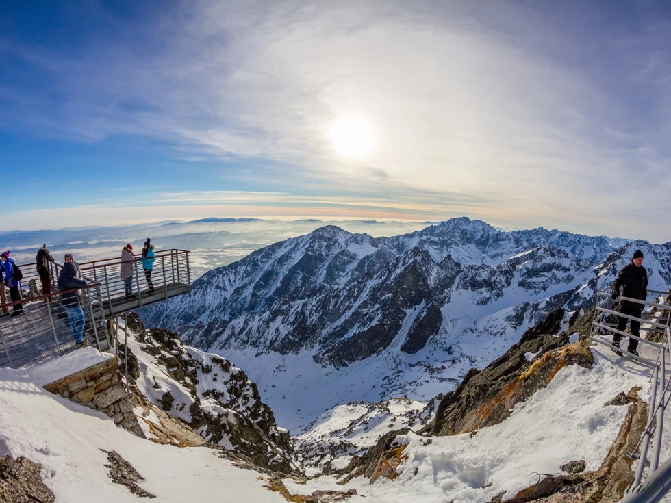 travel program image