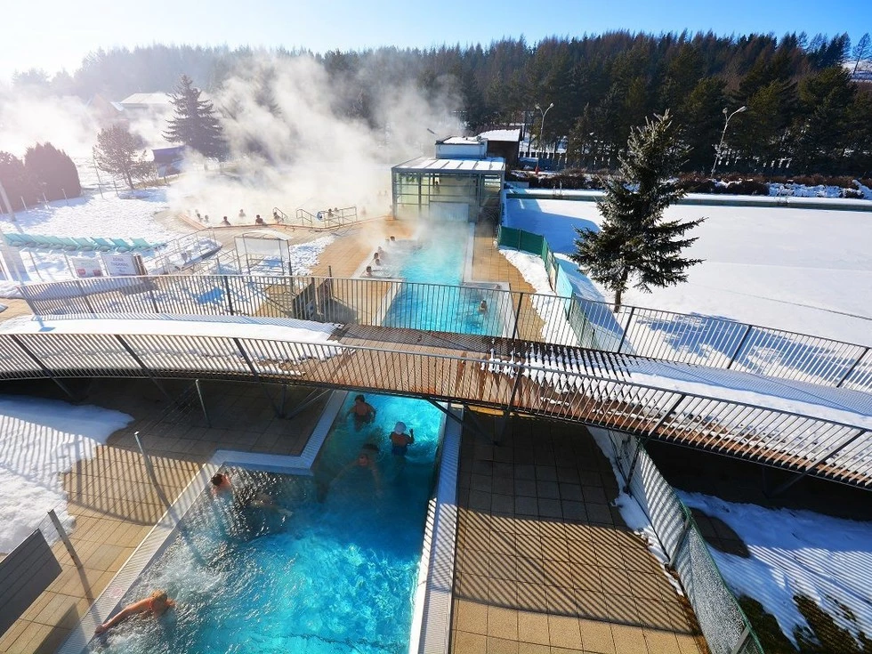 travel program image