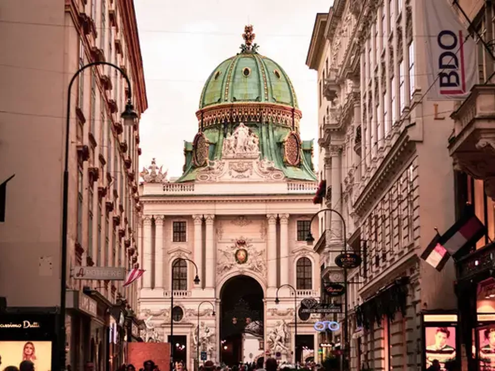 travel program image