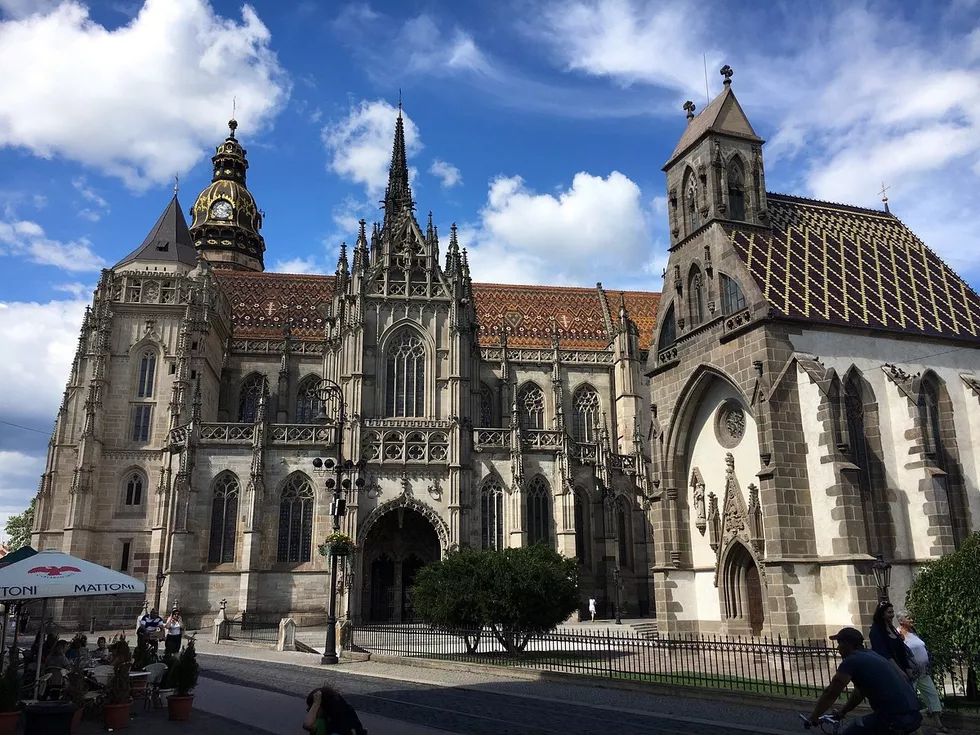 travel program image