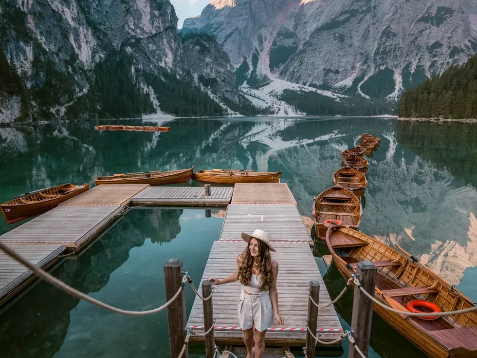 travel program image