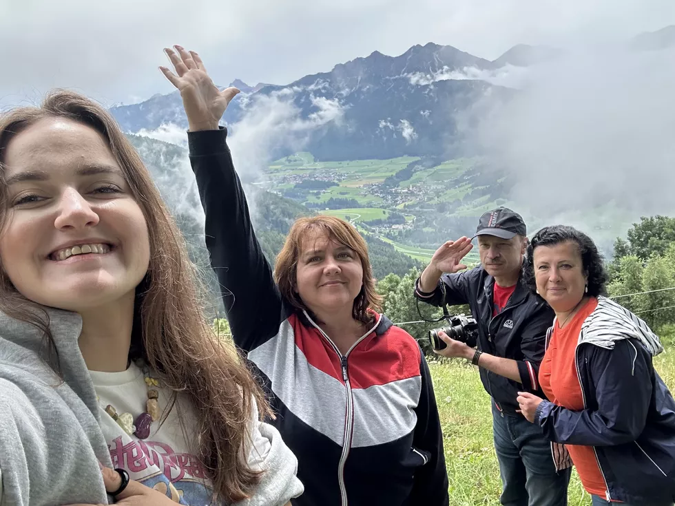 travel program image