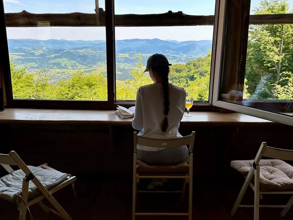 travel program image