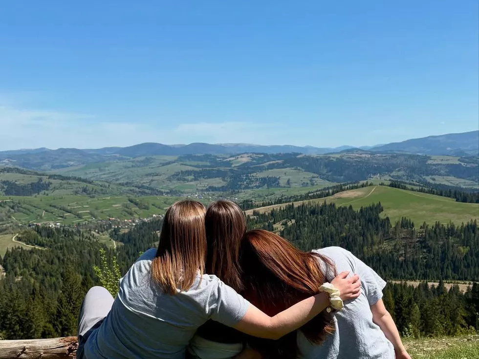 travel program image