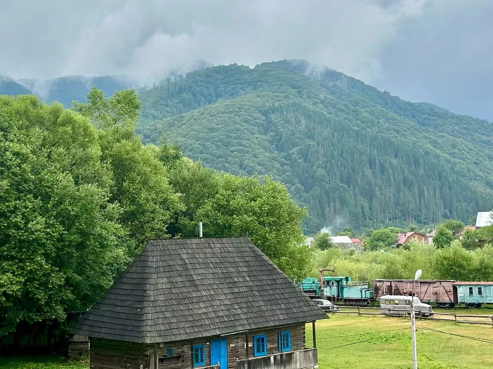 travel program image