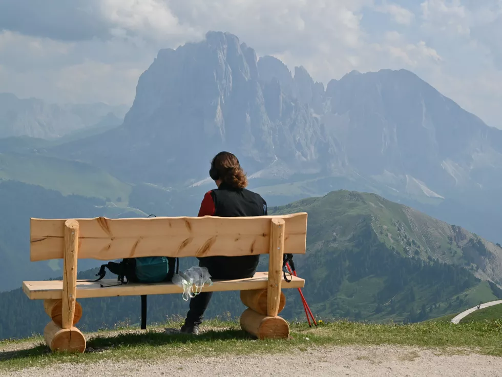 travel program image
