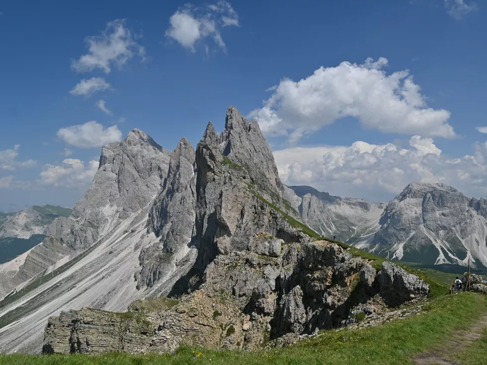 travel program image