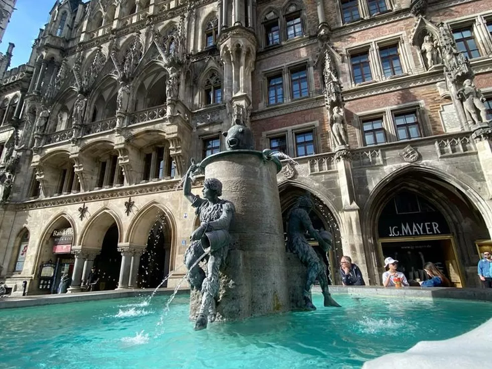 travel program image