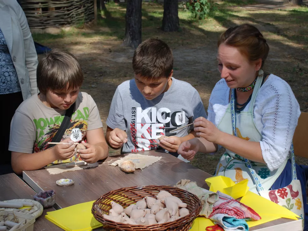 travel program image