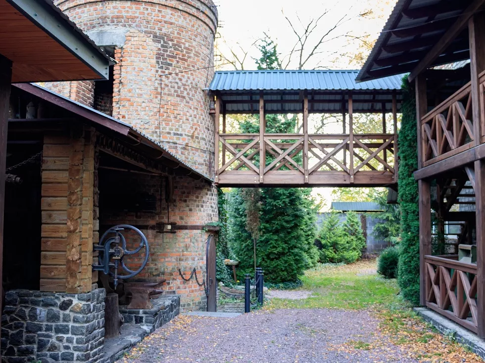 travel program image