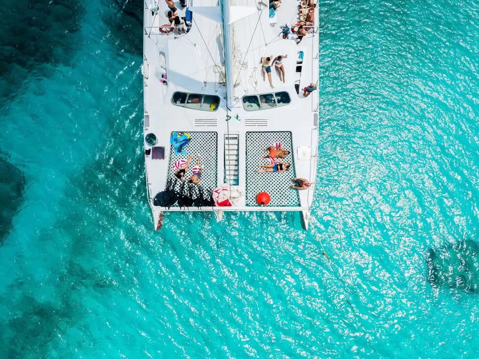 travel program image