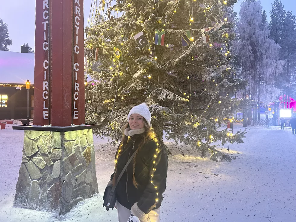 travel program image