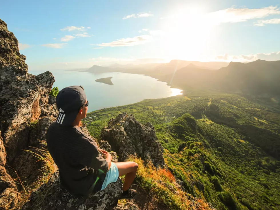 travel program image