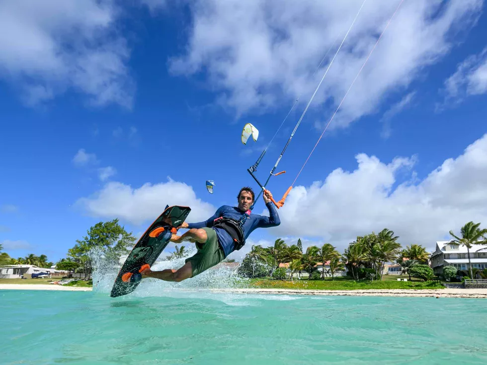 travel program image