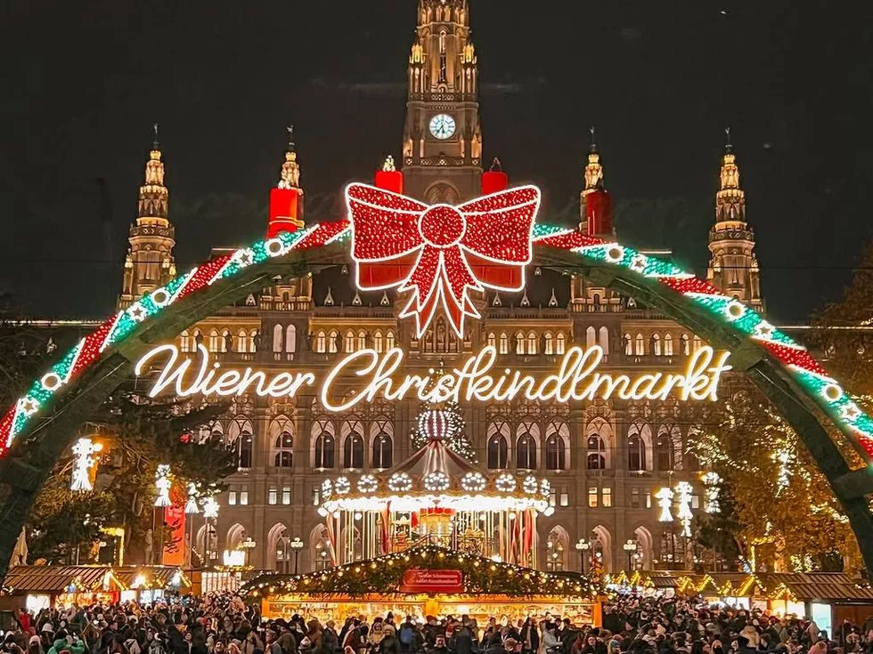 travel program image
