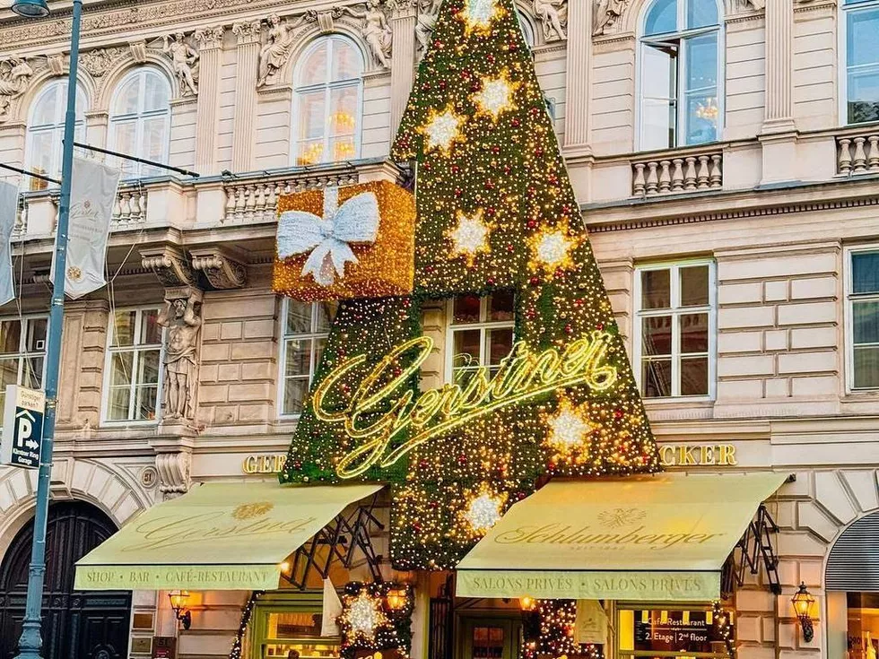travel program image