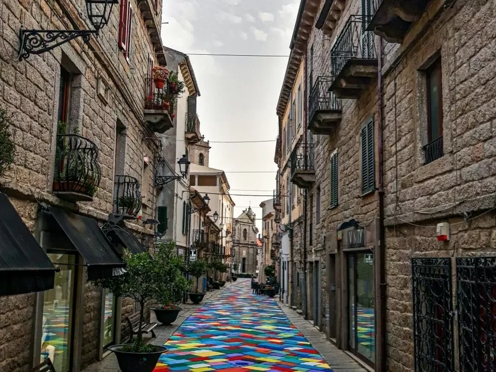 travel program image