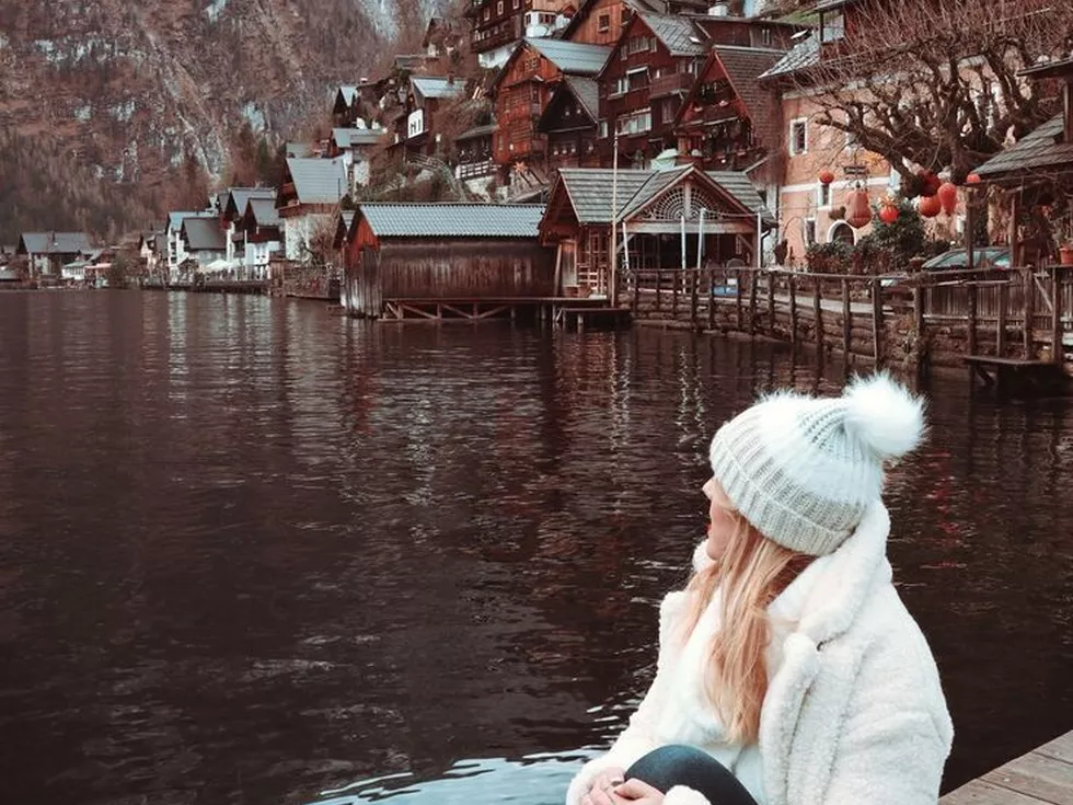 travel program image