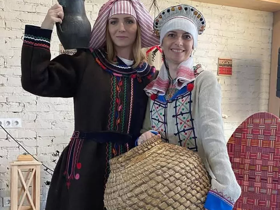 travel program image