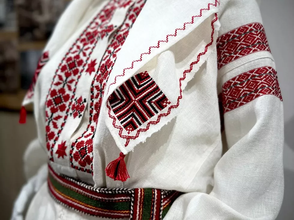 travel program image