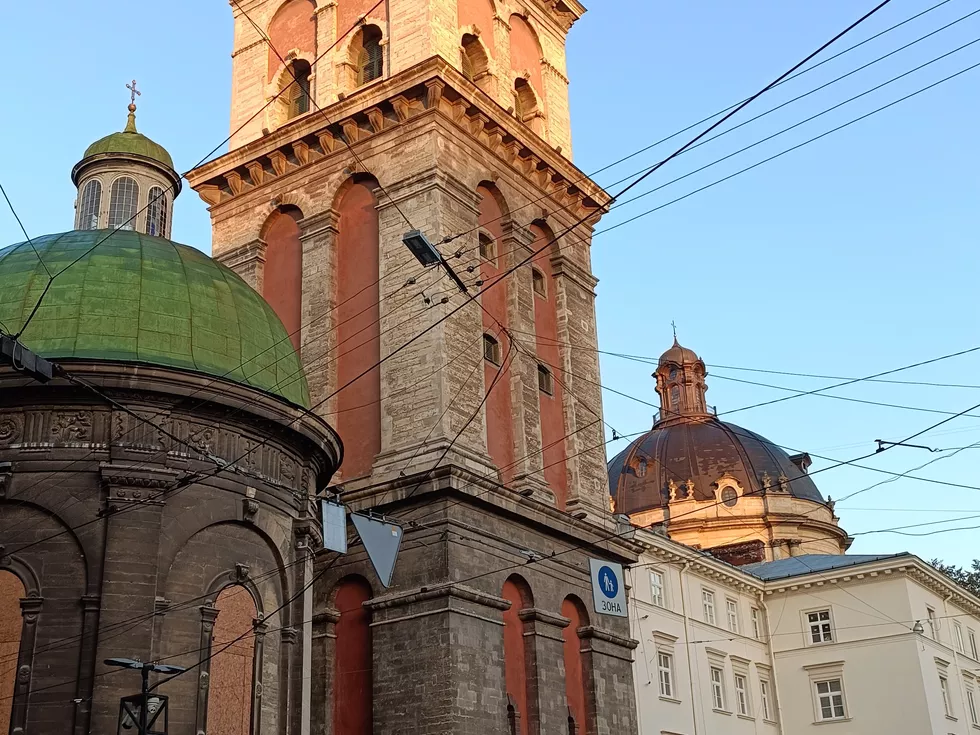 travel program image