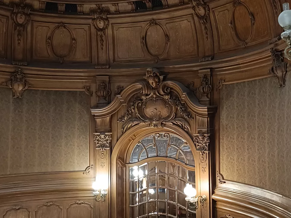 travel program image