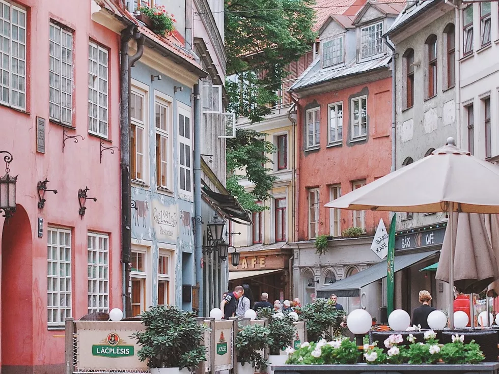 travel program image