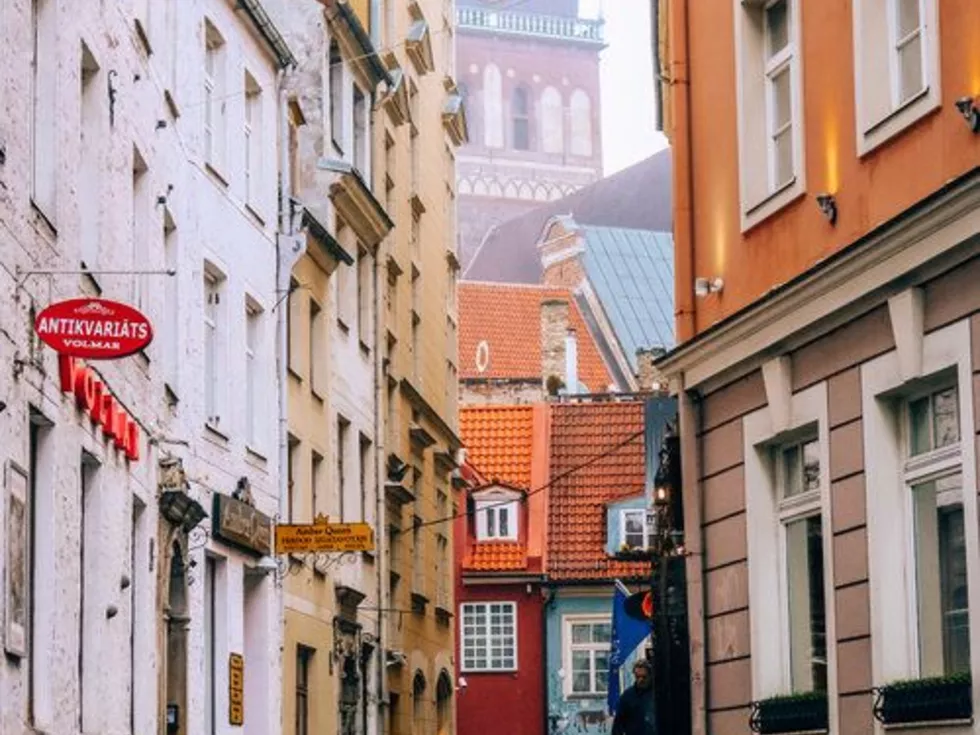 travel program image