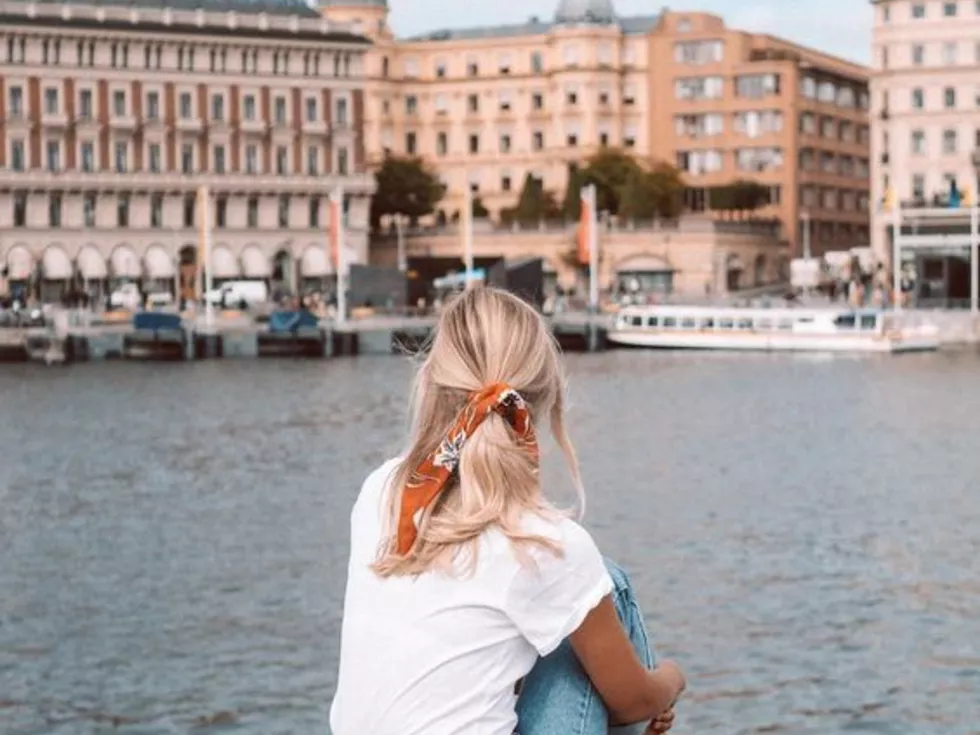 travel program image