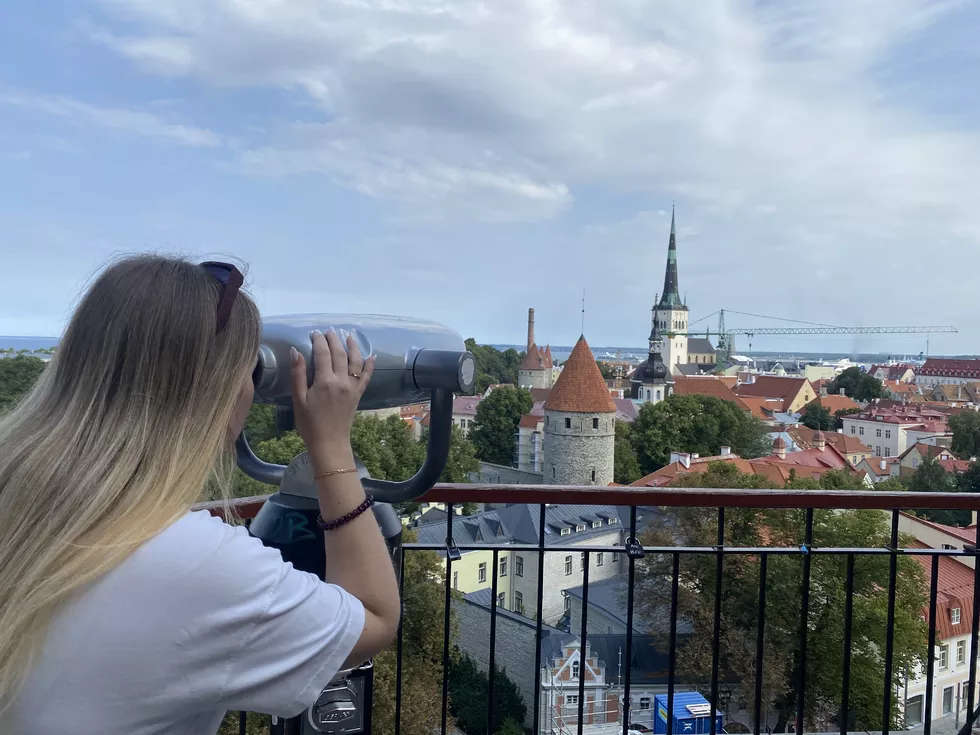 travel program image