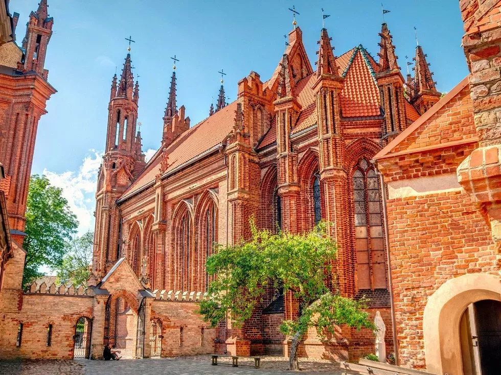 travel program image