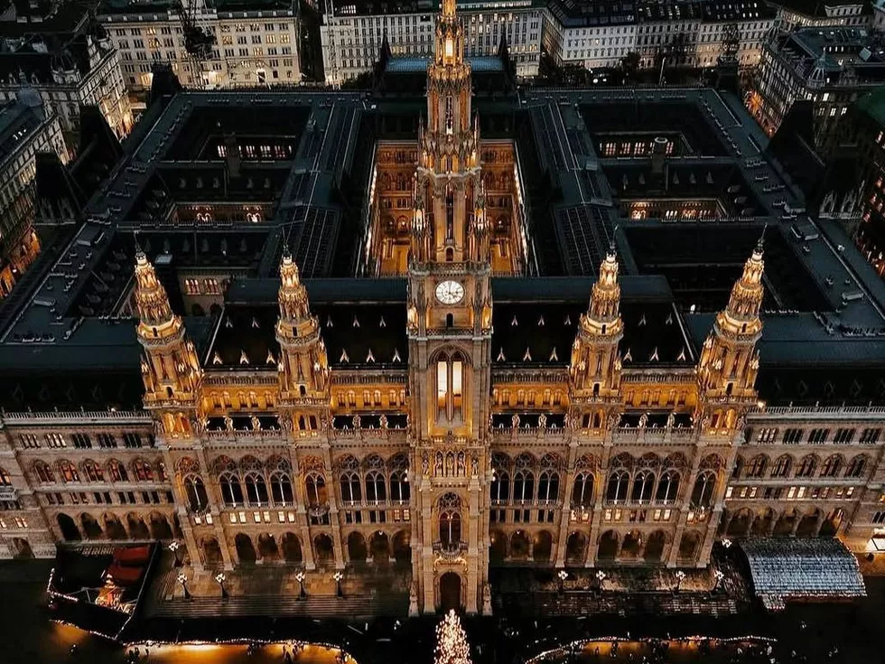 travel program image