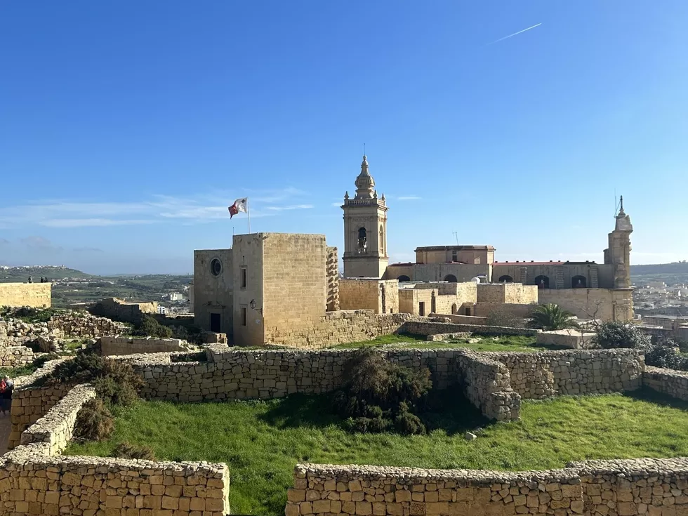 travel program image