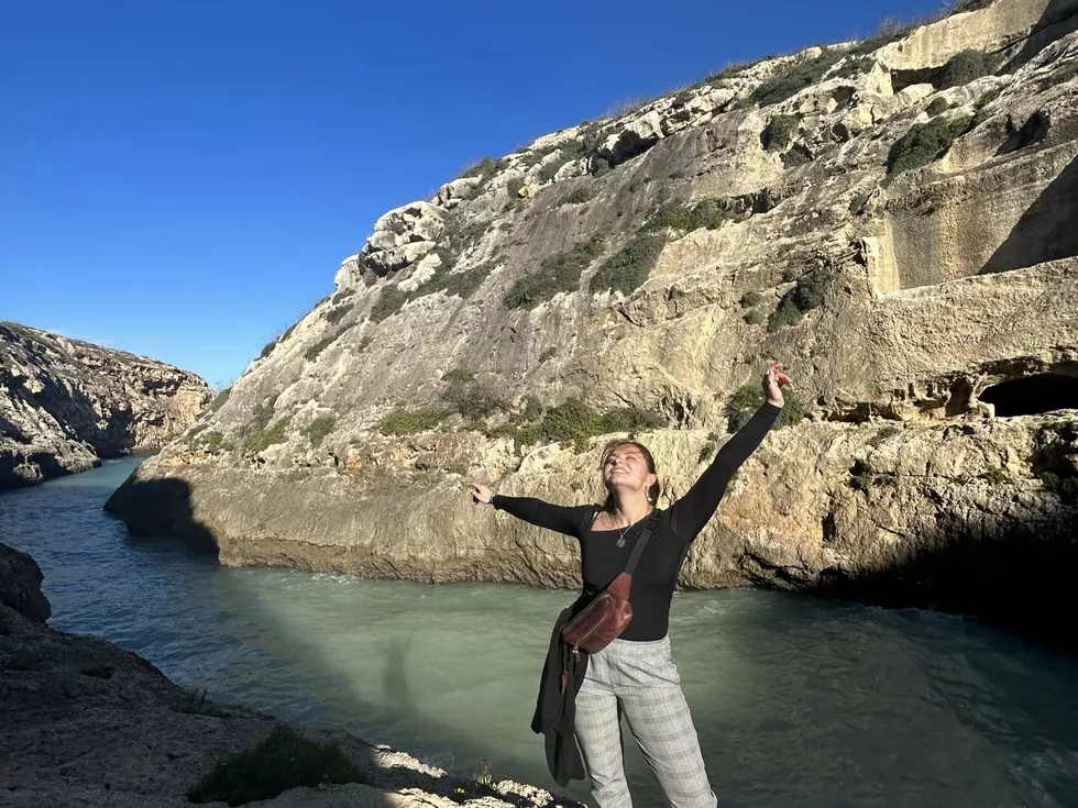 travel program image