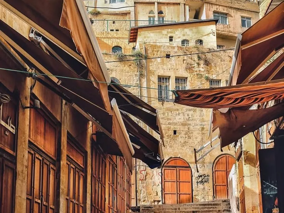 travel program image