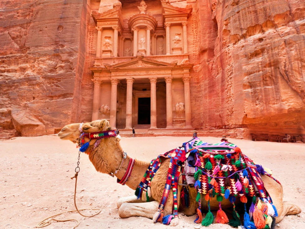 travel program image