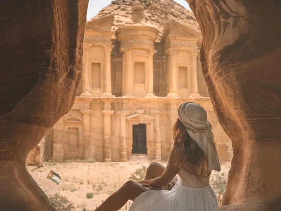 travel program image