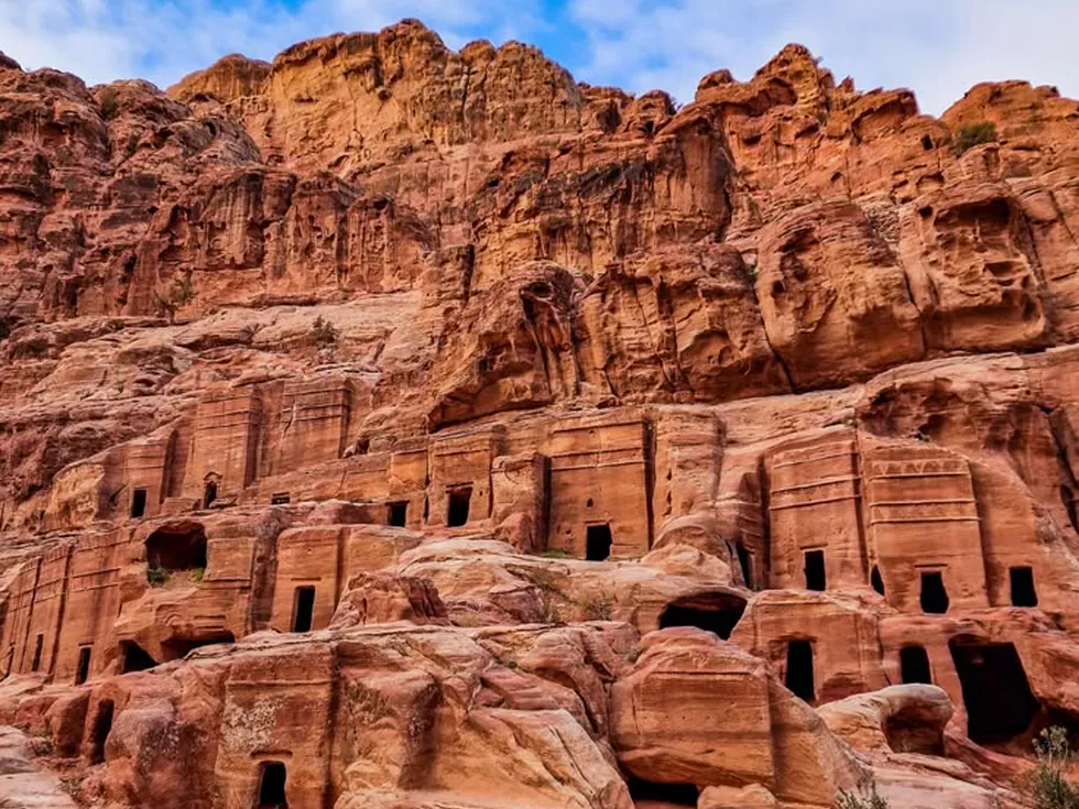 travel program image