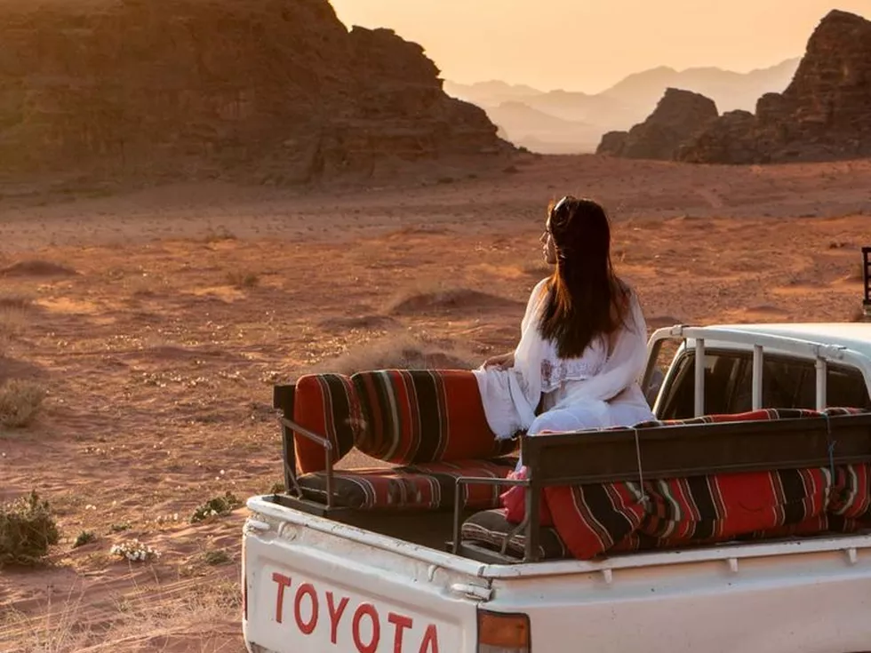 travel program image