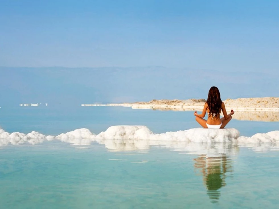 travel program image