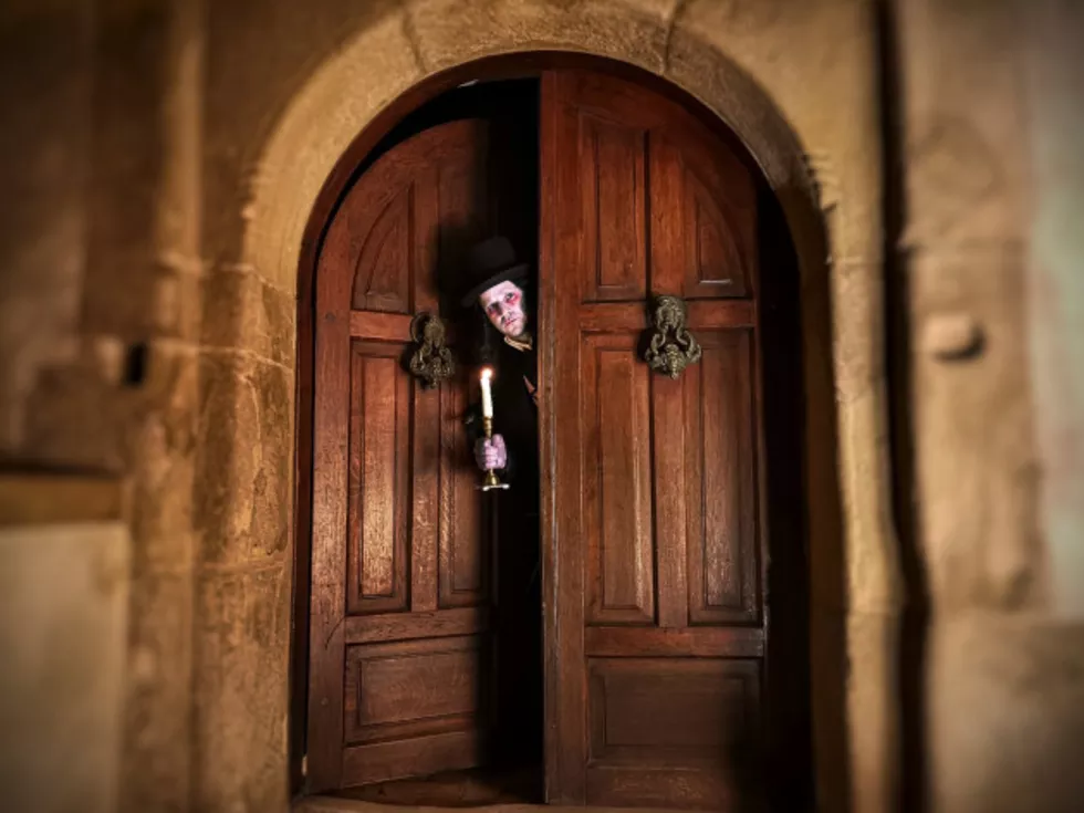 travel program image