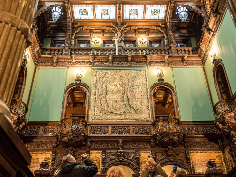 travel program image