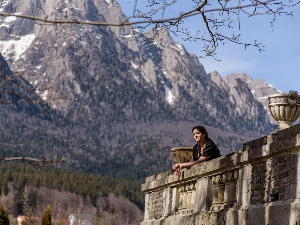 travel program image