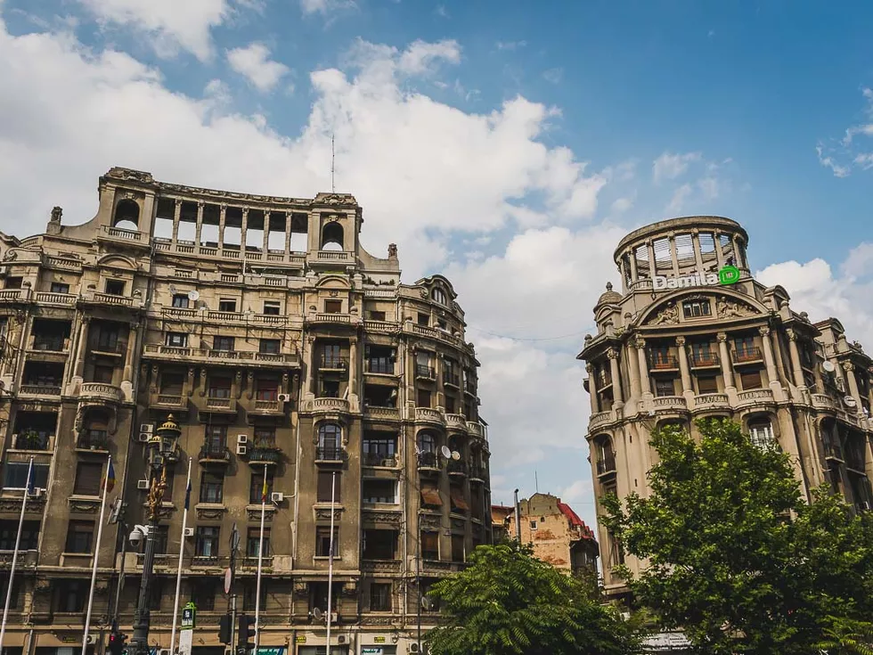 travel program image