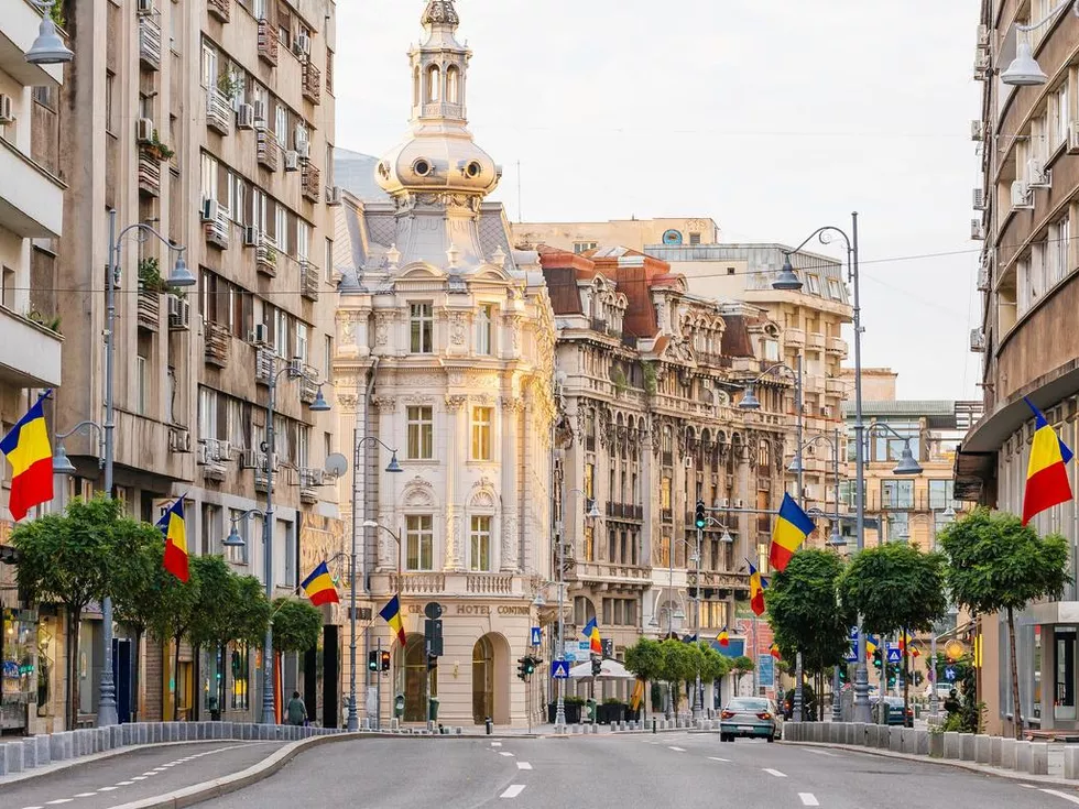 travel program image